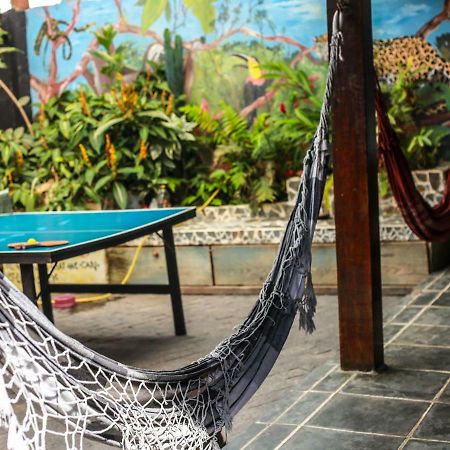 Samblumba Hostel Trindade Триндаде Екстериор снимка