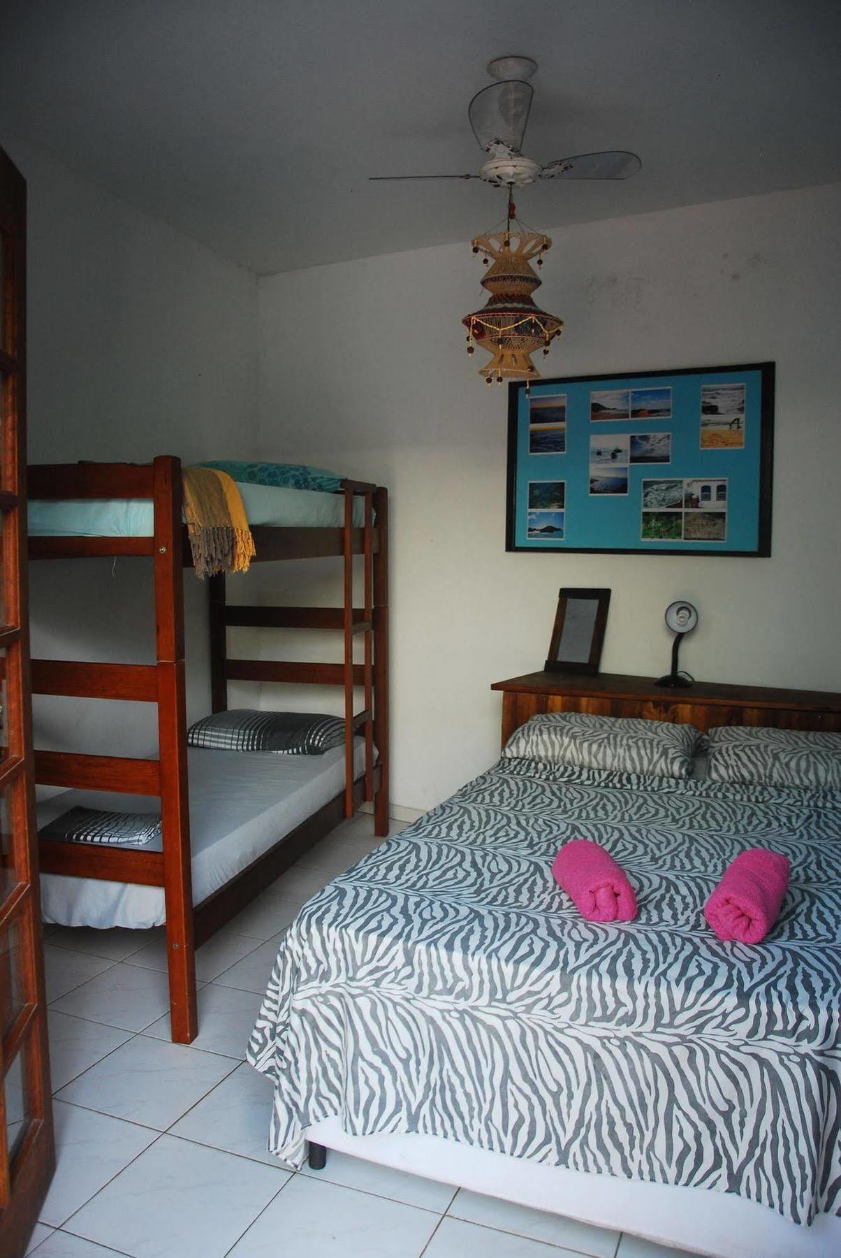 Samblumba Hostel Trindade Триндаде Екстериор снимка