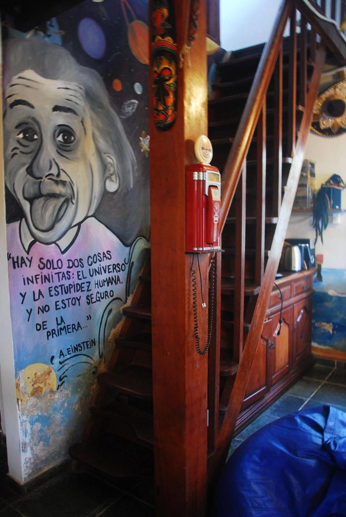 Samblumba Hostel Trindade Триндаде Екстериор снимка